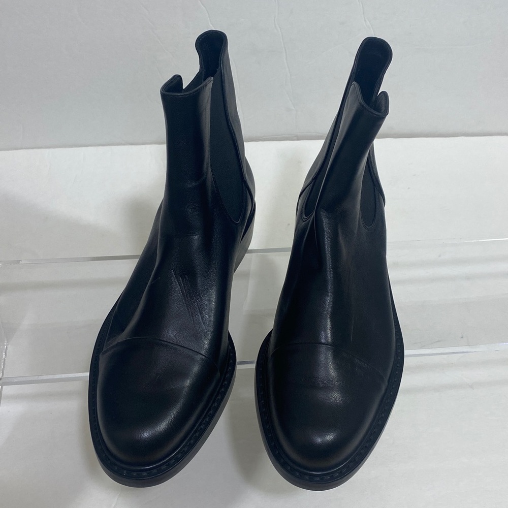 NWOB STUART WEITZMAN Black Leather Ankle Boots Women's Size 5B - Picture 1 of 11